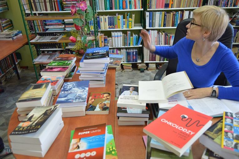 biblioteka w Chobieni