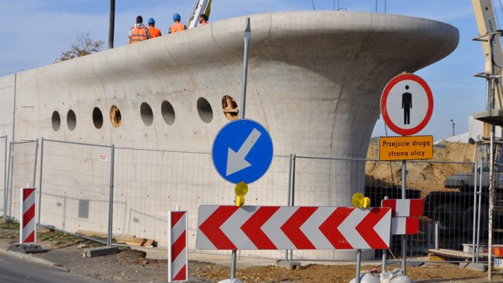 Parking coraz bardziej przypomina statek