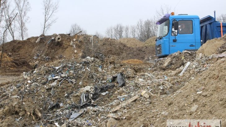 500 złotych za śmieci w Składowicach