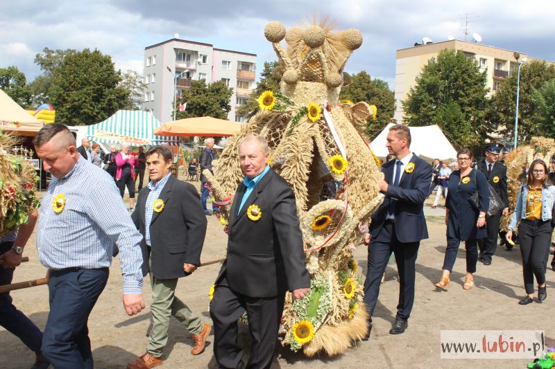 Barwny korowód dożynkowy w sobotę