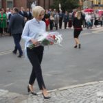 0037rzeź wołyńska wołyń rocznica kwiaty wieńce pomnik