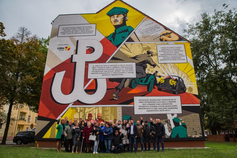 Komiksowy mural już gotowy