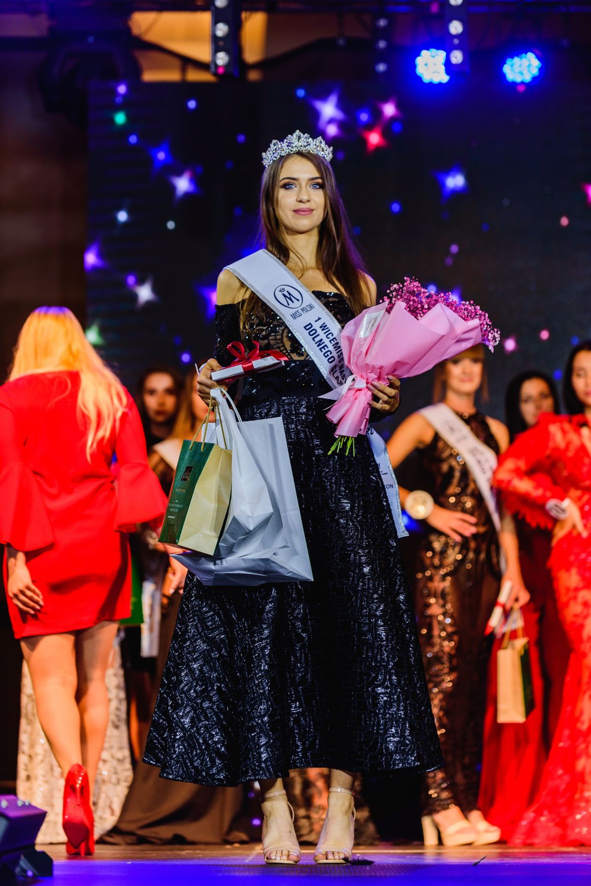 011miss Laura Serafin