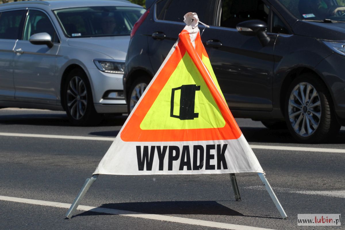 Uwaga kierowcy, wypadek w kierunku Polkowic