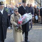 11 listopada, święto niepodległości, kwiaty, pomnik, 2021 (50)