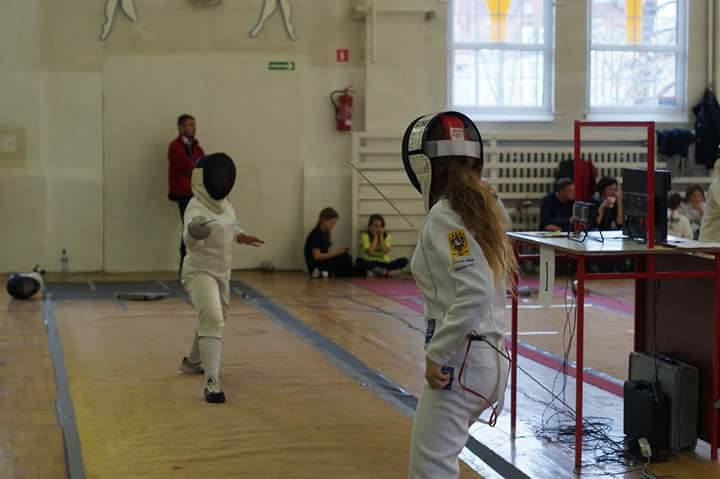 Udany start szpadzistów