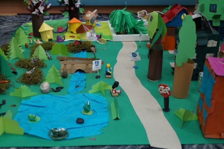 Szkoła w Siedlcach - osiedle  (1)