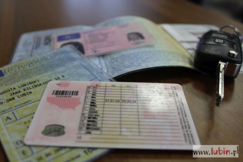 Ostatnie trzy miesiące z prawem jazdy w kieszeni