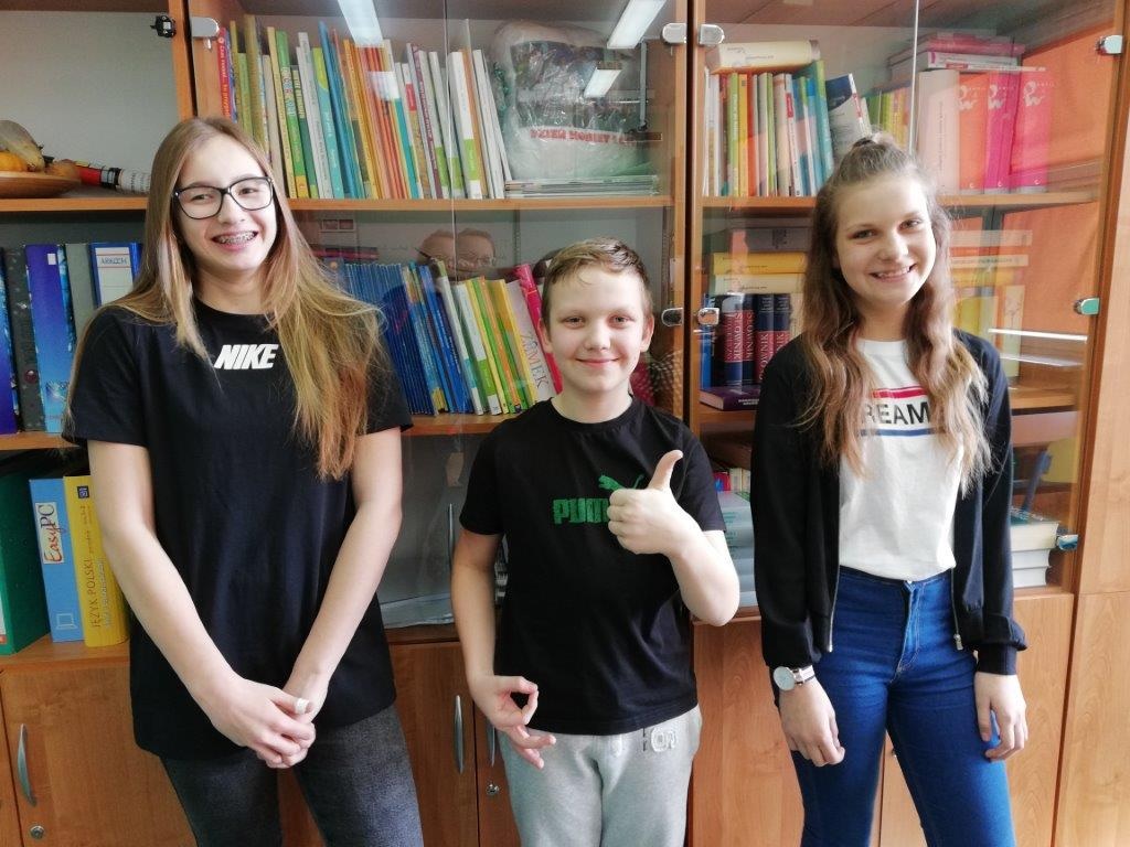 Trójka na szóstkę