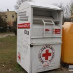 PCK kontenery na odzież pojemniki na odzież pomoc charytatywna zbiórka012
