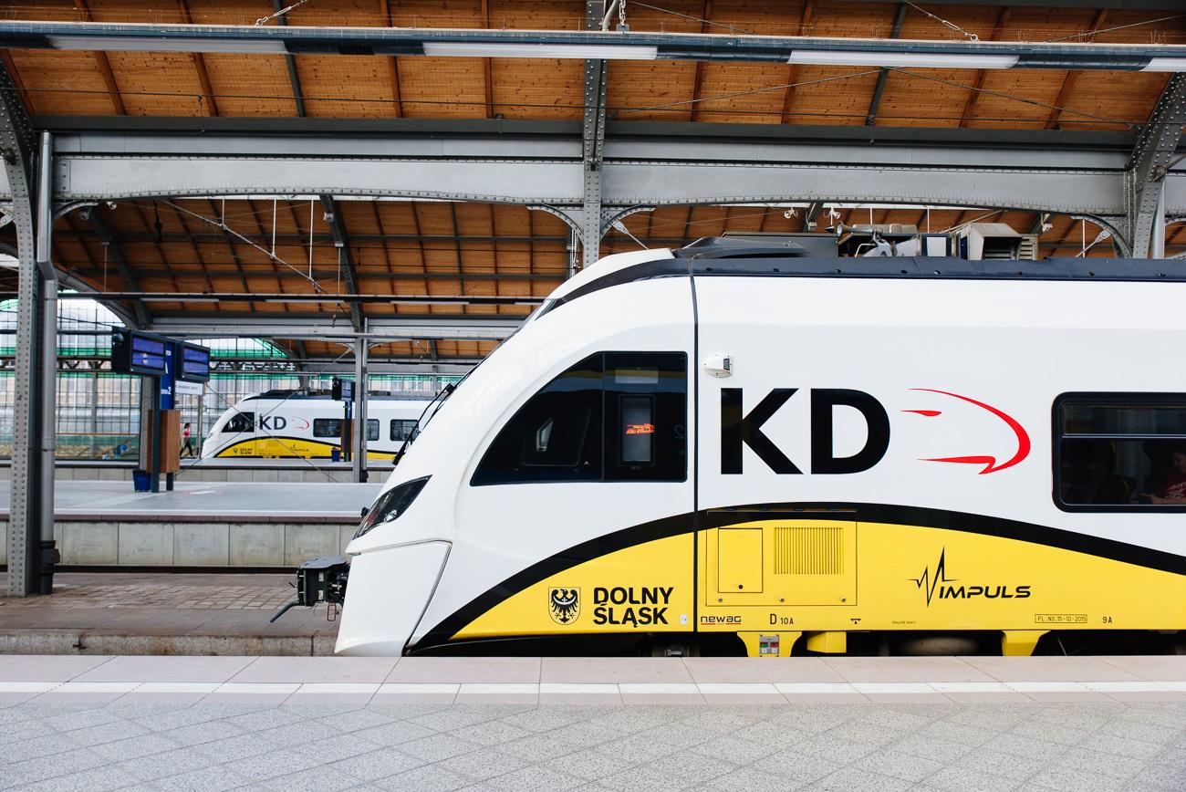 Koleje odwołują kursy do Czech. Województwo chce więcej