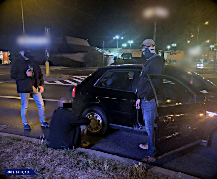 Jechał za szybko, zygzakiem. Trafił na CBŚP