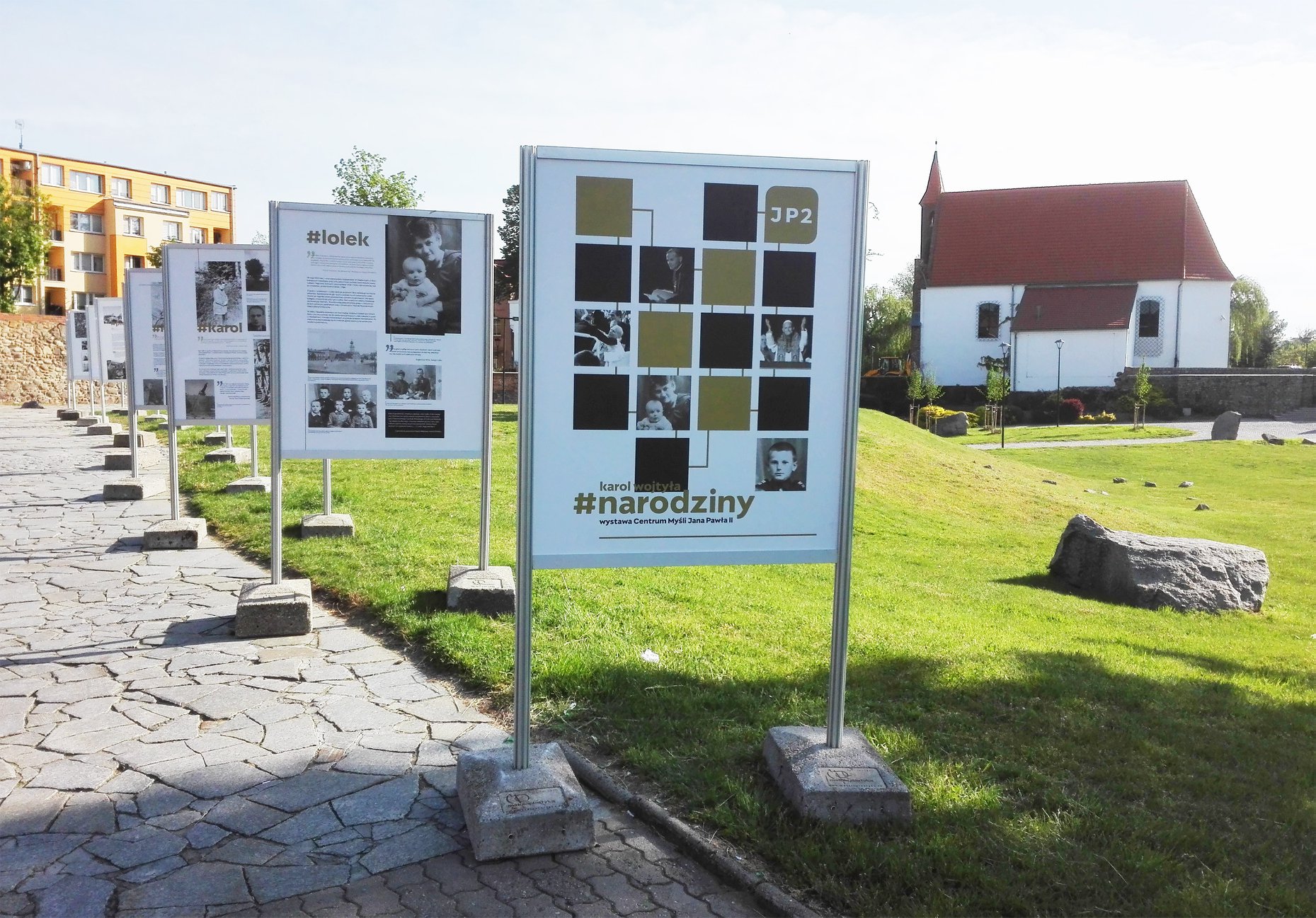 Ważne momenty z życia Jana Pawła II na wystawie