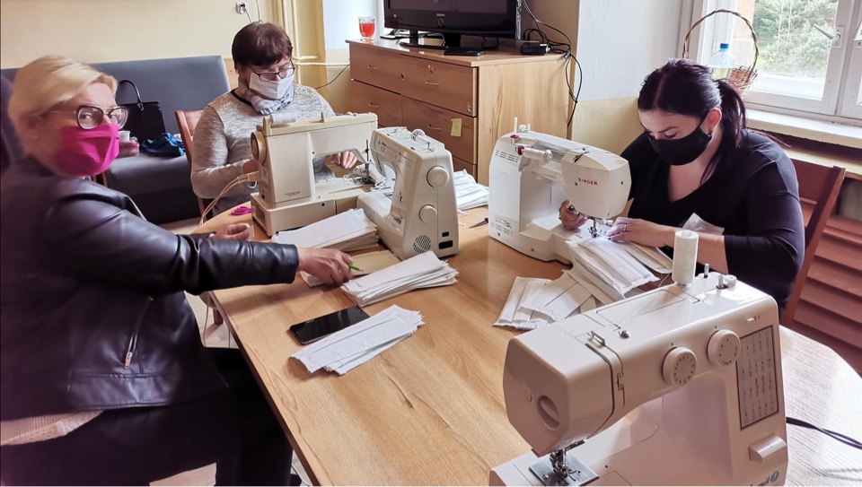 Szklary uszyły maseczki dla Wałbrzycha