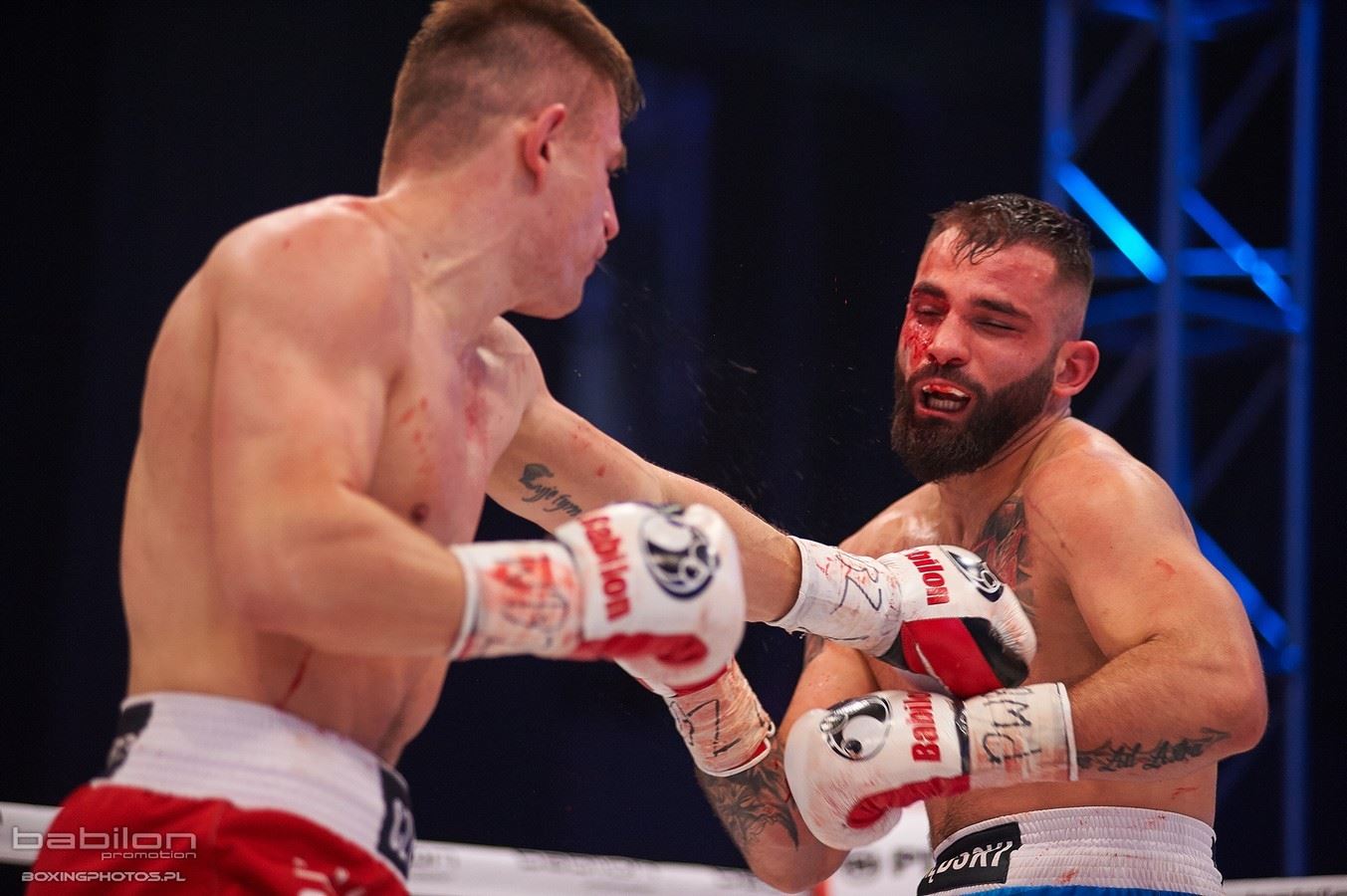 Zwycięstwo Furii w walce wieczoru