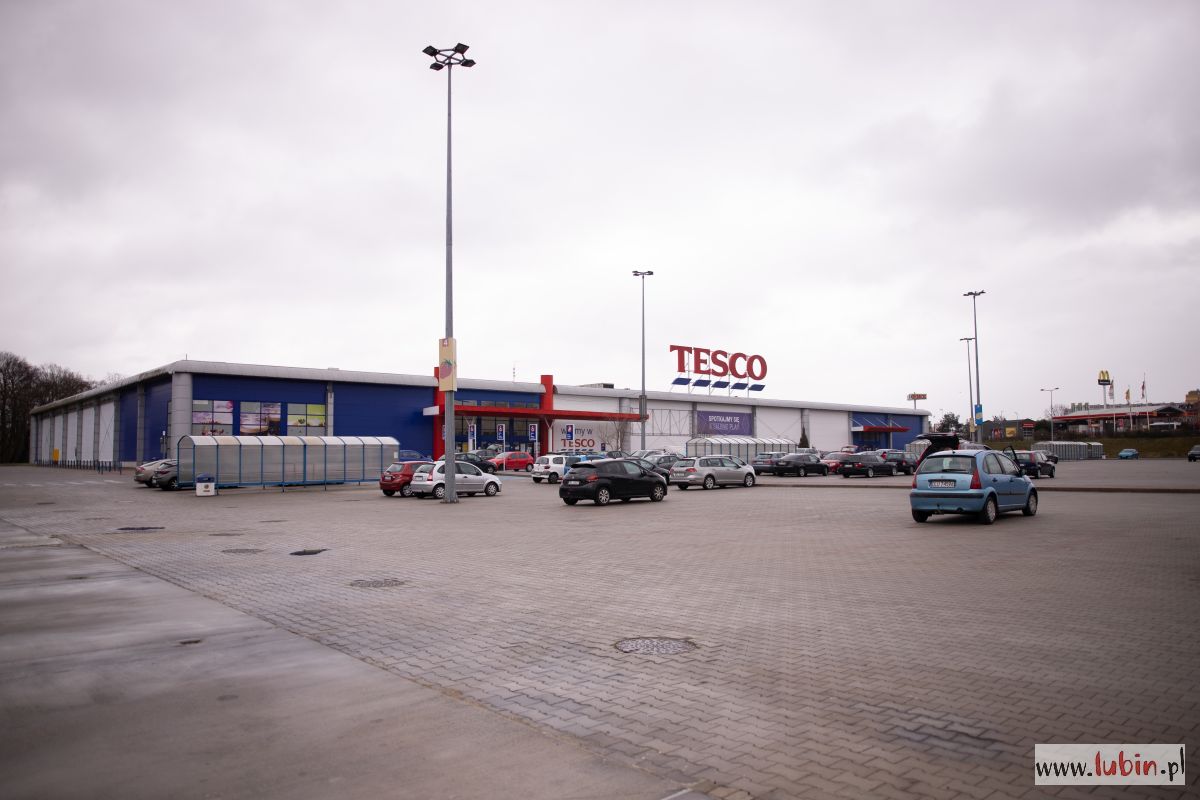 Tesco (1)