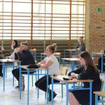 zakończenie roku maturzystów, zs2, 30.04.2020, świadectwa (13)