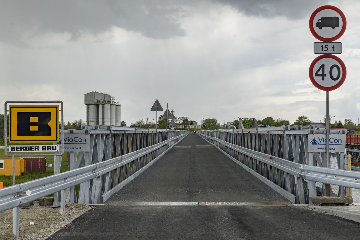 Tymczasowy most w Ściawie, otwarcie, 20.05 (2)