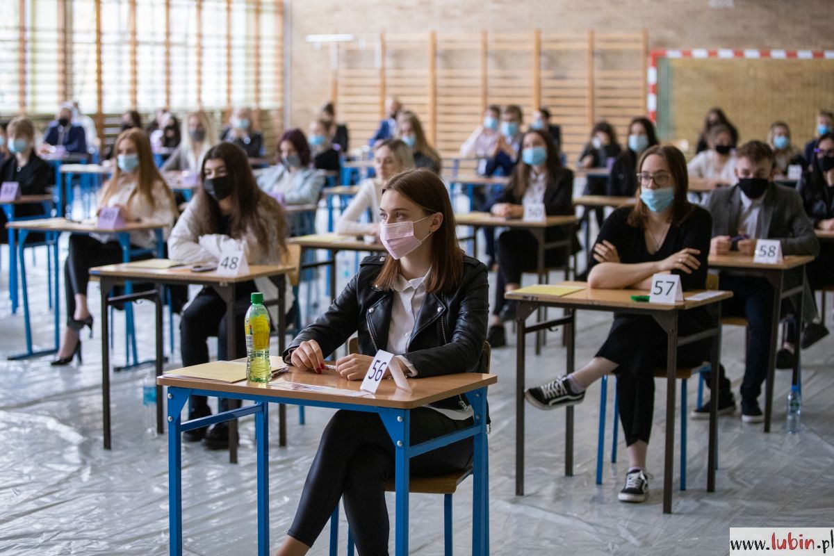 matura 2021, zs nr 1 w Lubinie (13)