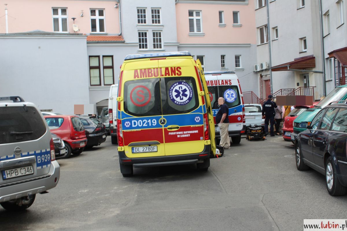 zabójstwo przy odrodzenia, 19.05 (5)