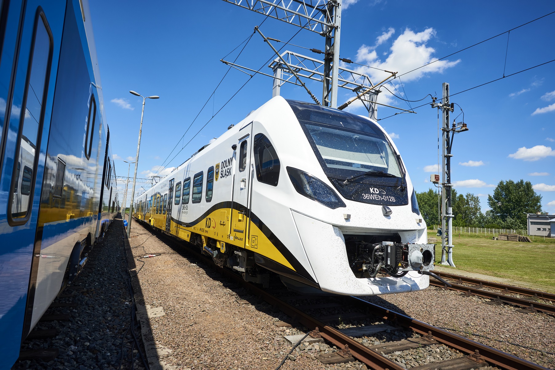 KD_pociag_hybrydowy_1