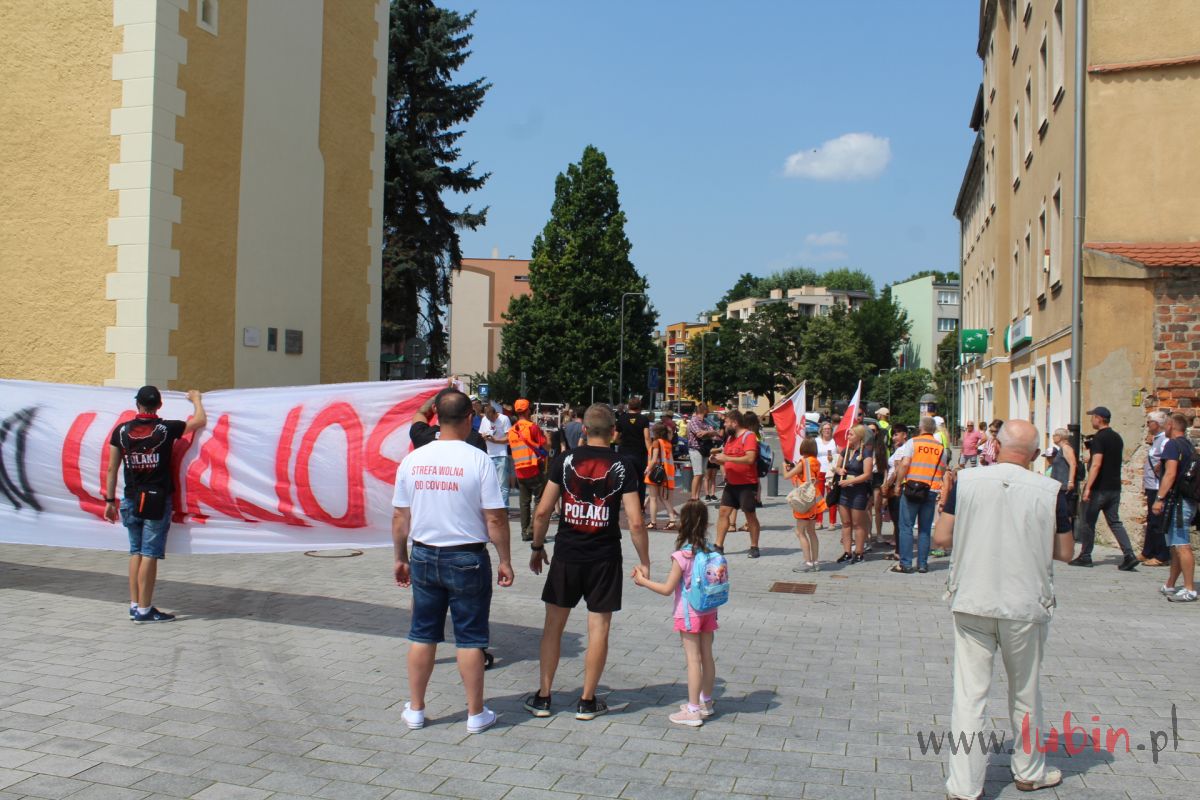 Marsz wolności w rynku, protest, 24.07.2021 r (24)