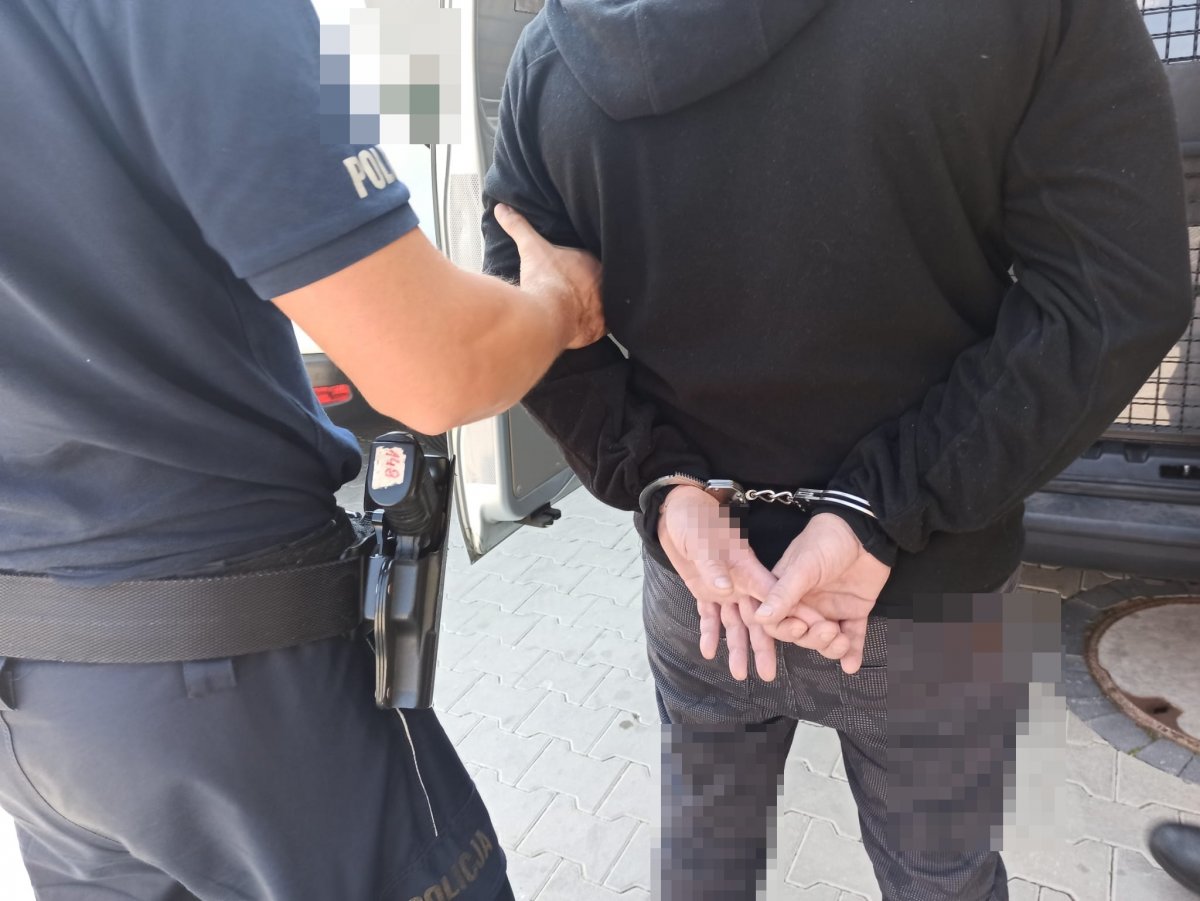 Recydywista zatrzymany z metamfetaminą