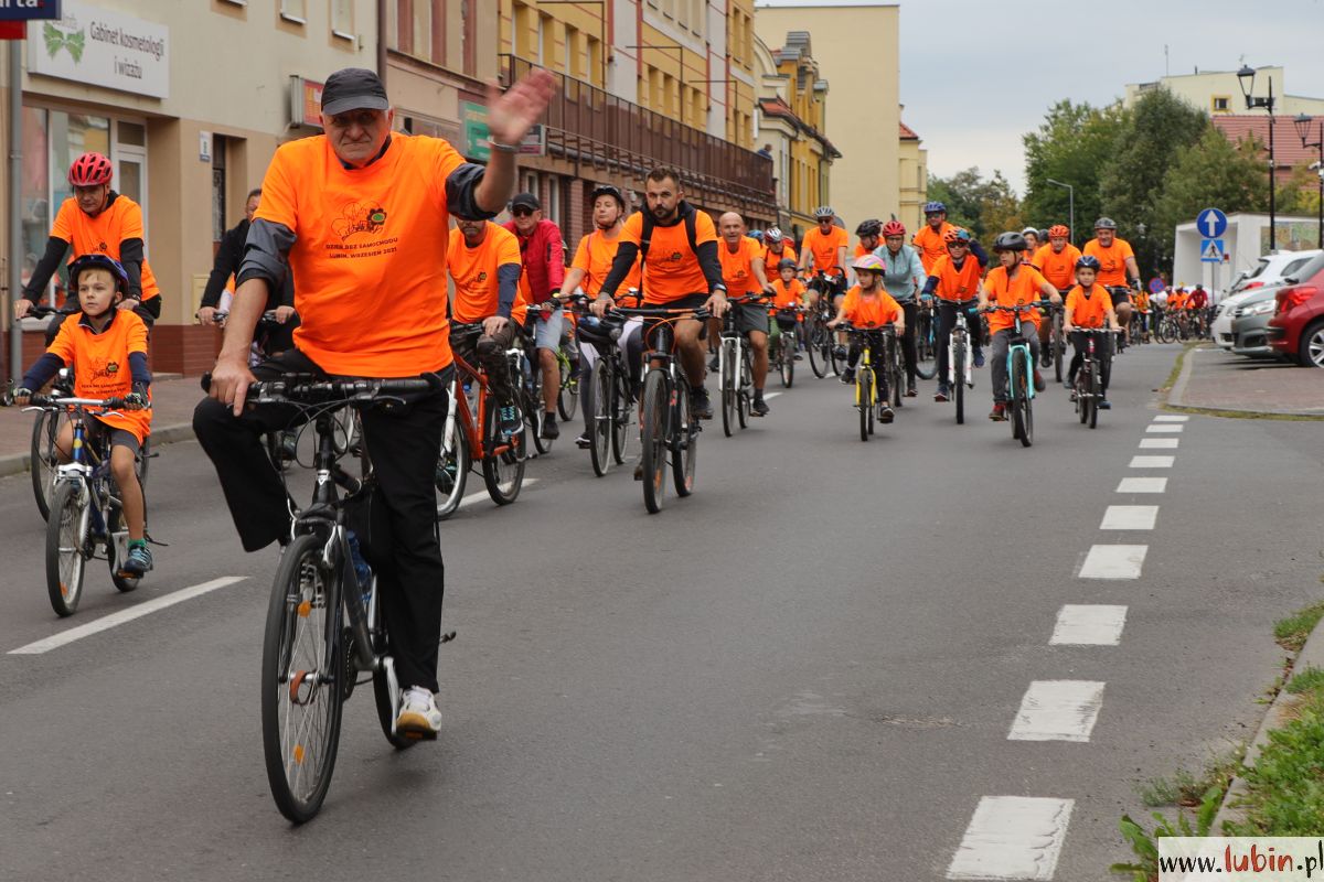 Zwykły niezwykły przejazd rowerowy ulicami Lubina