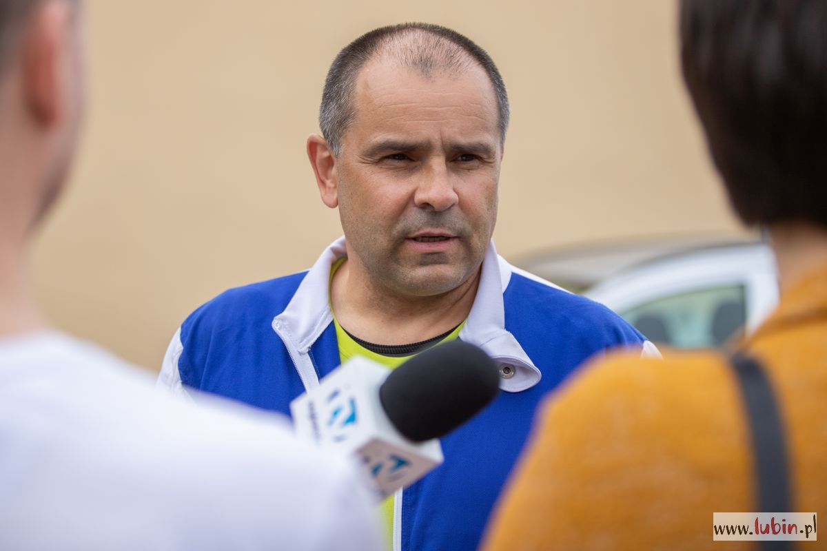 Skoki spadochronowe lotnisko Aeroklub Zagłębia Miedziowego skoczkowie (10)