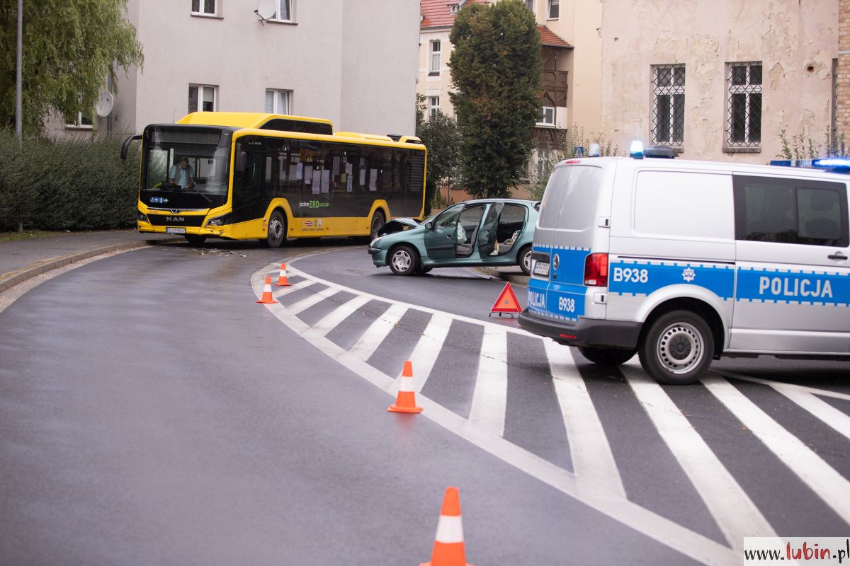 kolizja na Sikorskiego (7)