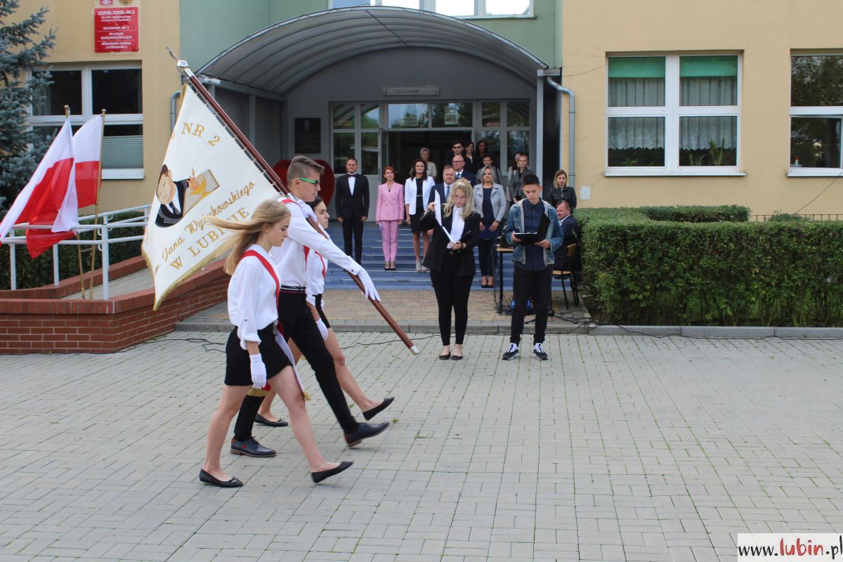 rozpoczęcie roku szkolnego, zs nr 2, 01.09.2021 r (54)