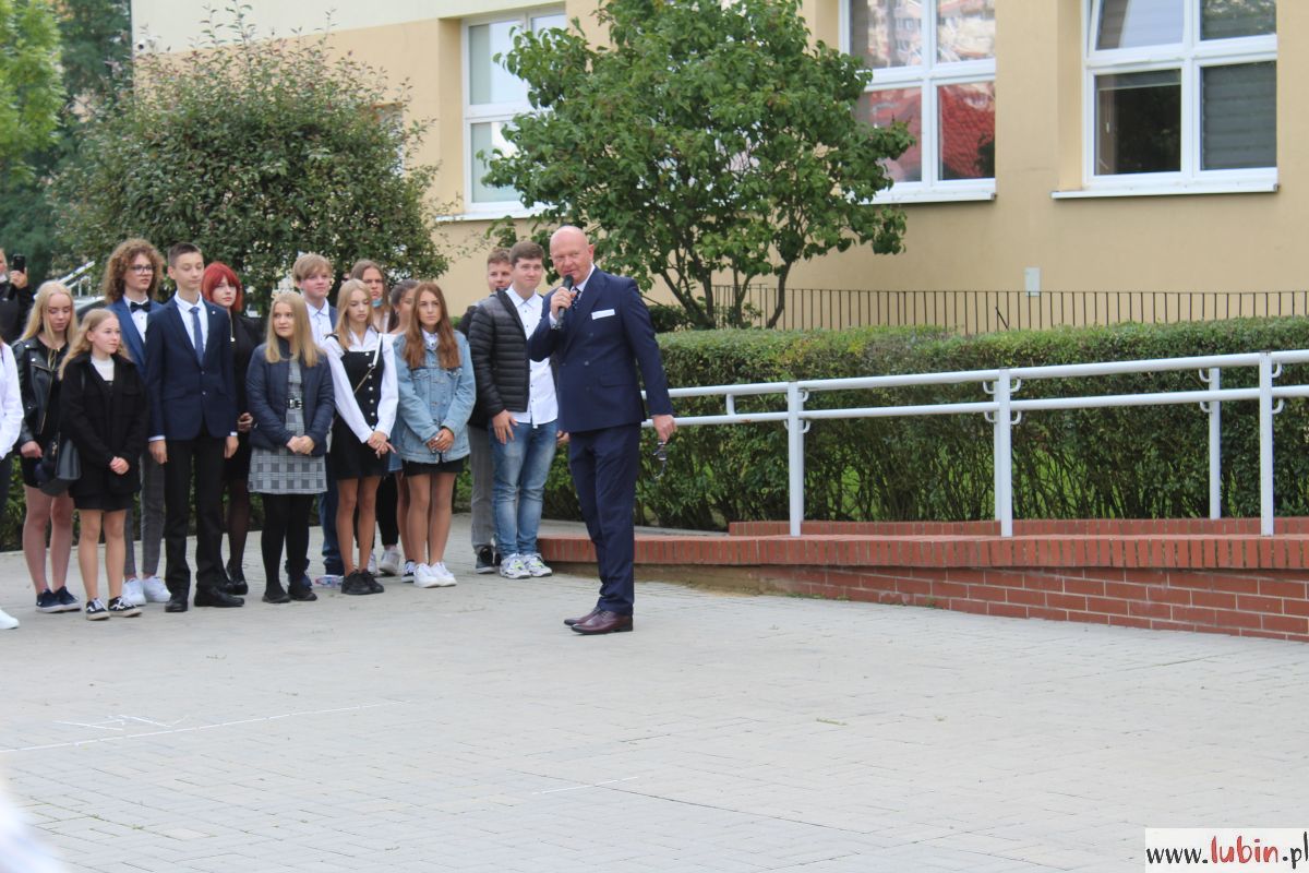 rozpoczęcie roku szkolnego, zs nr 2, 01.09.2021 r (60)