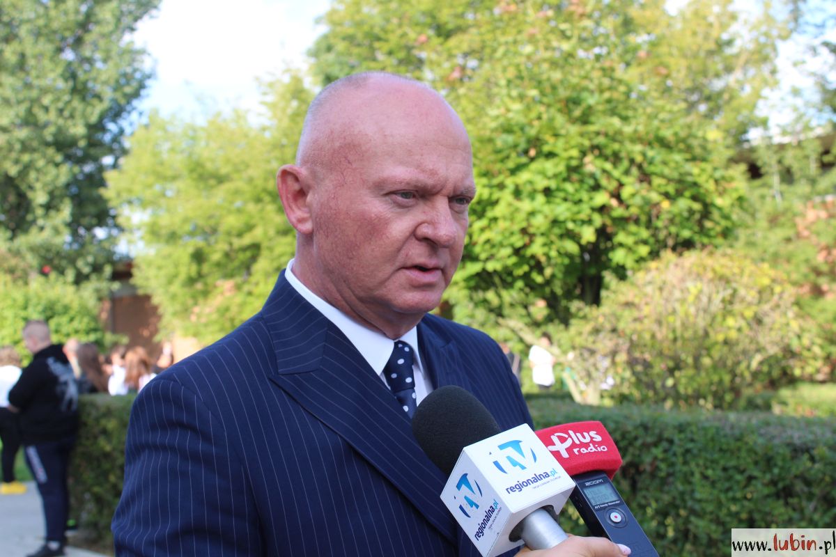 rozpoczęcie roku szkolnego, zs nr 2, Artur Pastuch, 01.09.2021 r (3)