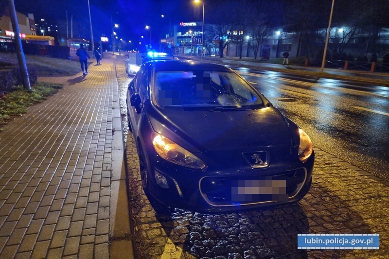 29-latka potrącona na przejściu dla pieszych