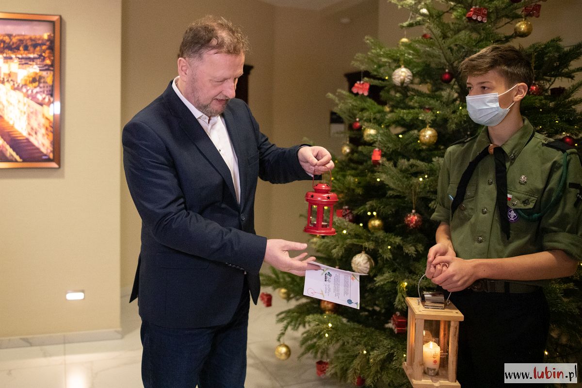 Betlejemskie Światło Pokoju kończy wędrówkę po Lubinie