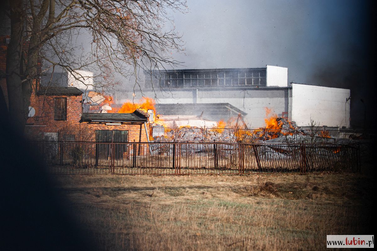 Akcja gaśnicza trwała dwie doby. Przyczyny pożaru ustali prokurator