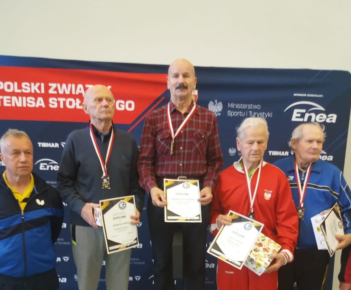 Alicja Skrzypicka i Franciszek Kędra na tenisowym podium