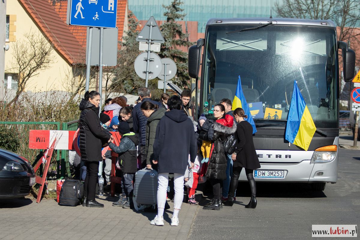 Lubin przywiózł matki i dzieci z Ukrainy