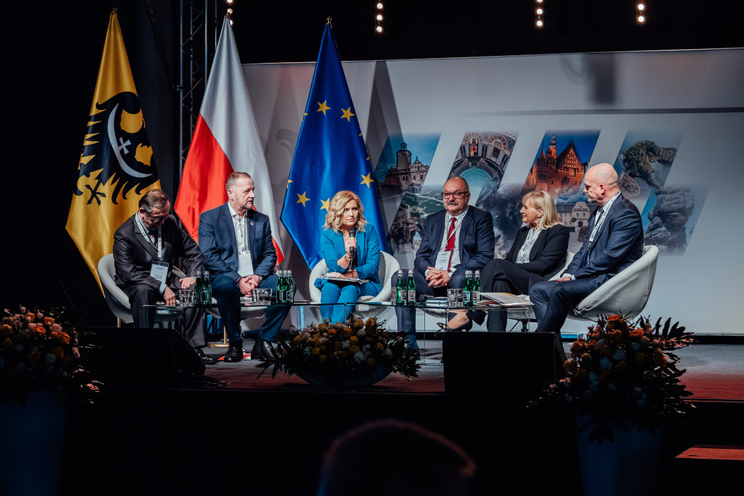 Przed nami kolejna debata o przyszłości samorządu
