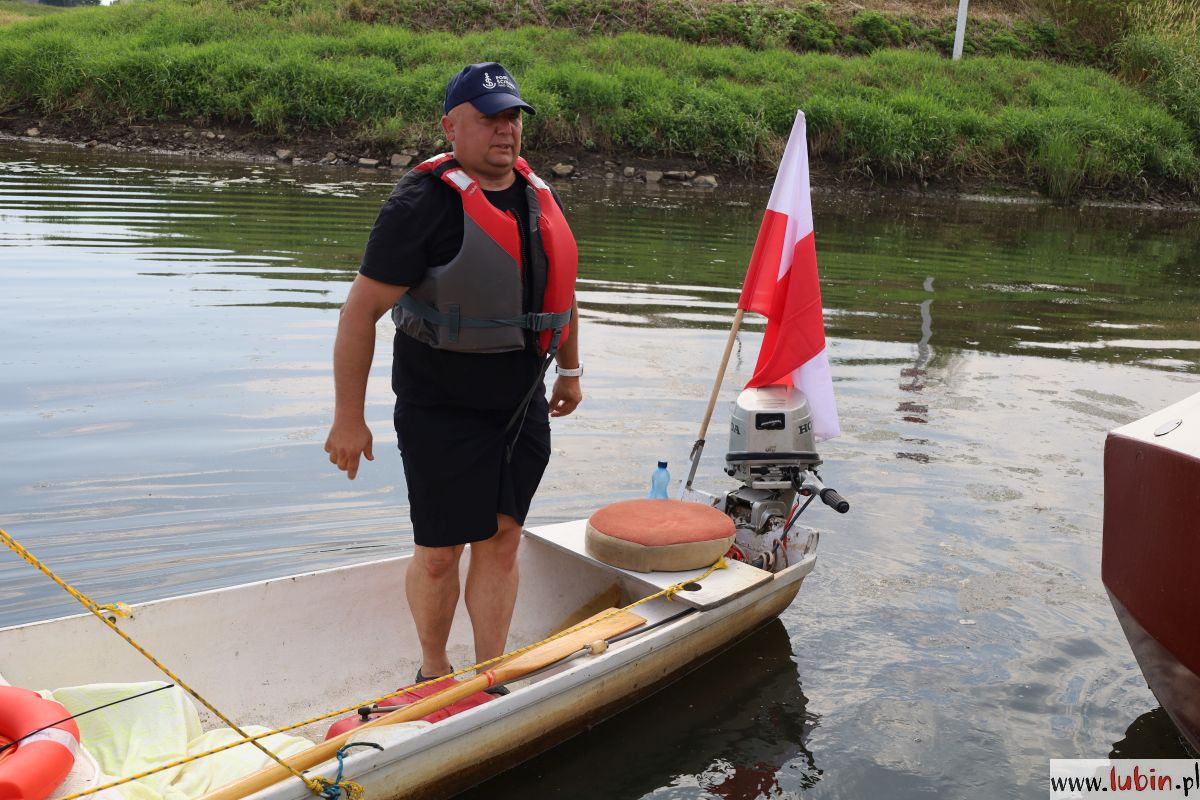 Łódką chce dopłynąć do Szczecina i z powrotem