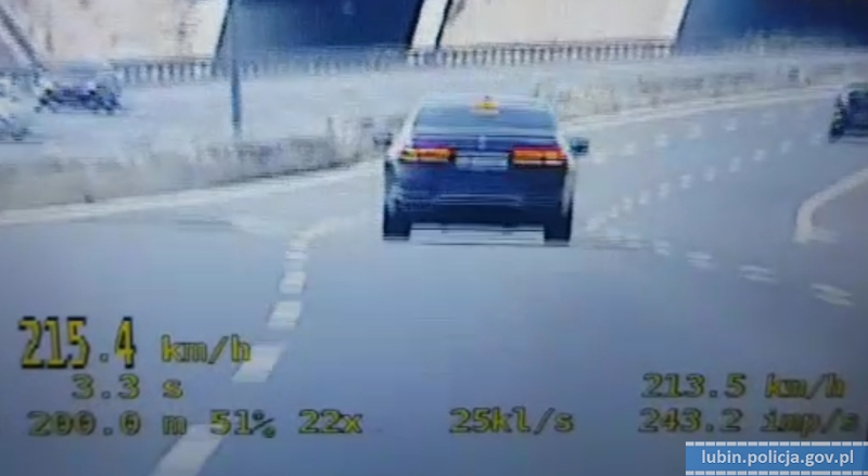 Rekordzista pędził 215 km/h