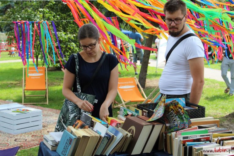 Plenerowa impreza na zakończenie wakacji