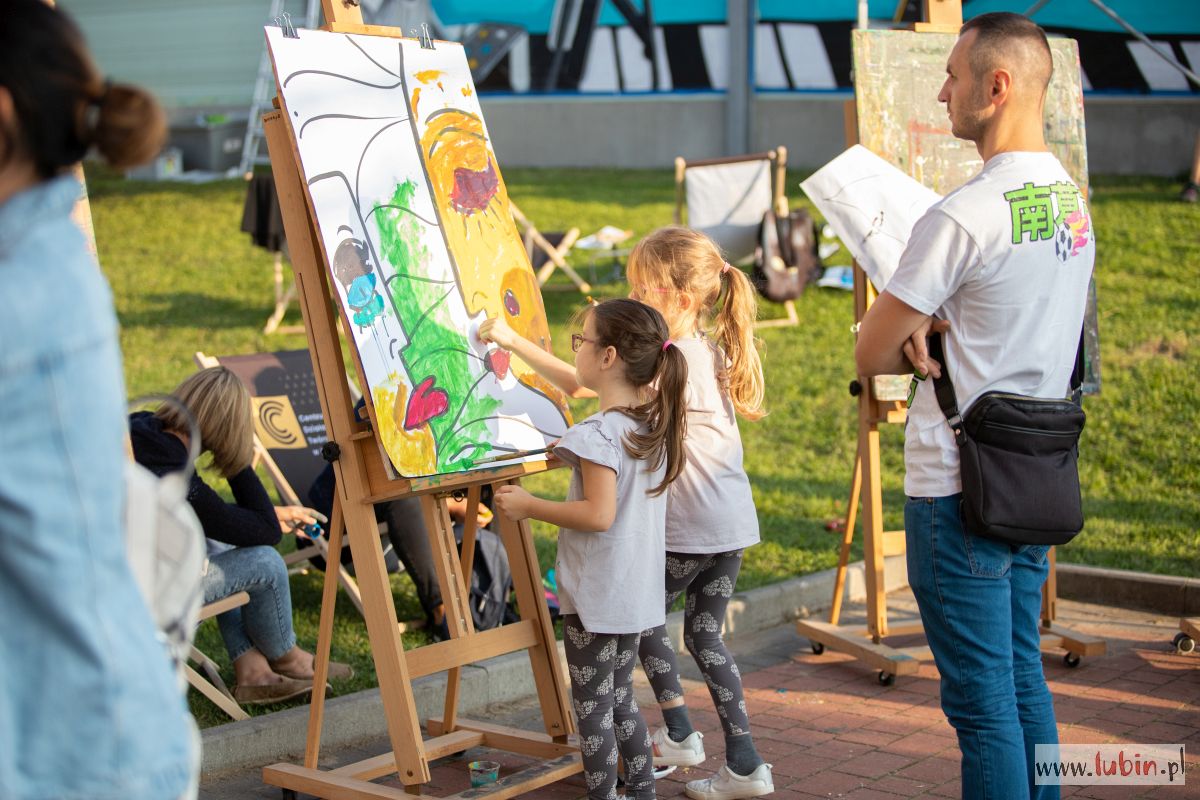 Rodzinny piknik artystyczny