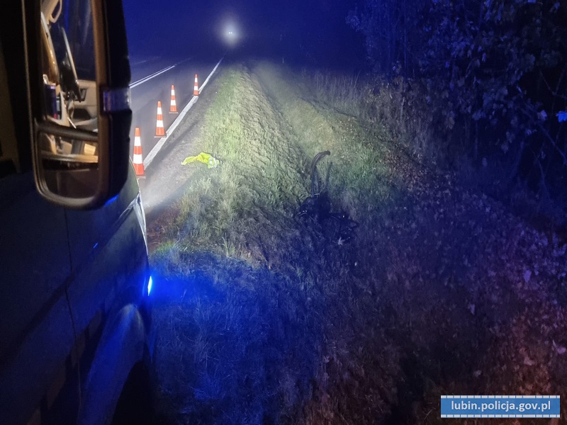 Potrącił i uciekł. Wrócił po lusterko