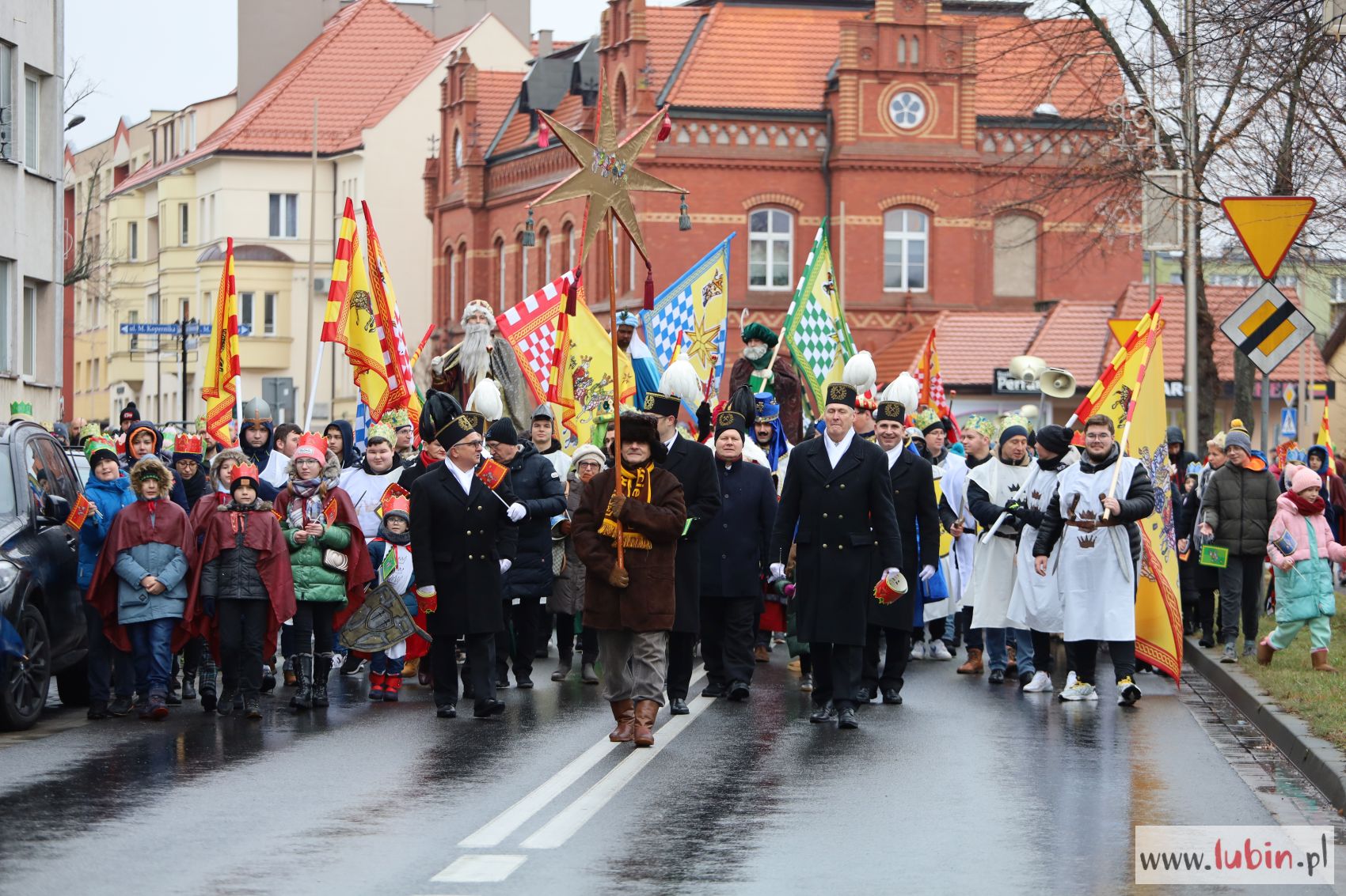 Trzej Królowie poprowadzili lubinian do Betlejem