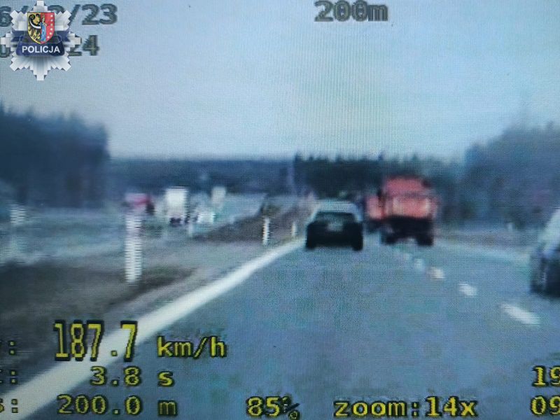Kierowca porsche pędził prawie 190 km/h!