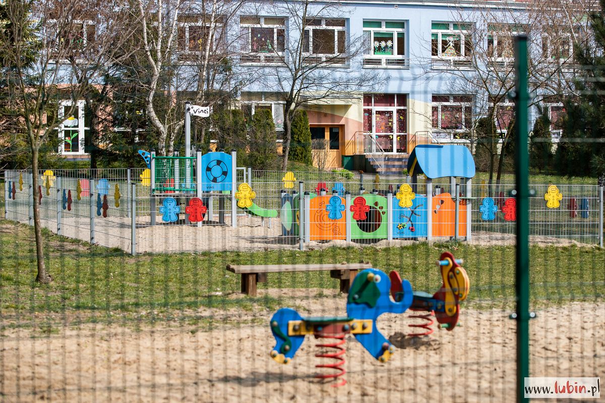 Będą nowe place zabaw przy miejskich przedszkolach