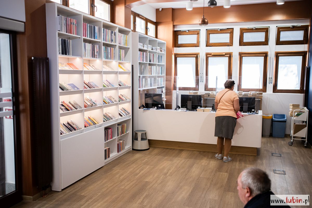 Uwaga, biblioteka chwilowo będzie zamknięta