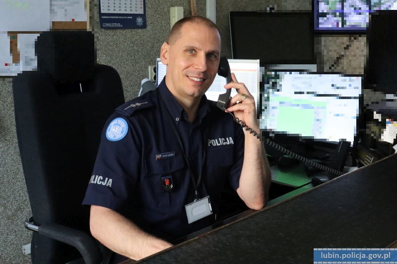 Chciał ukraść wódkę, trafił na policjanta