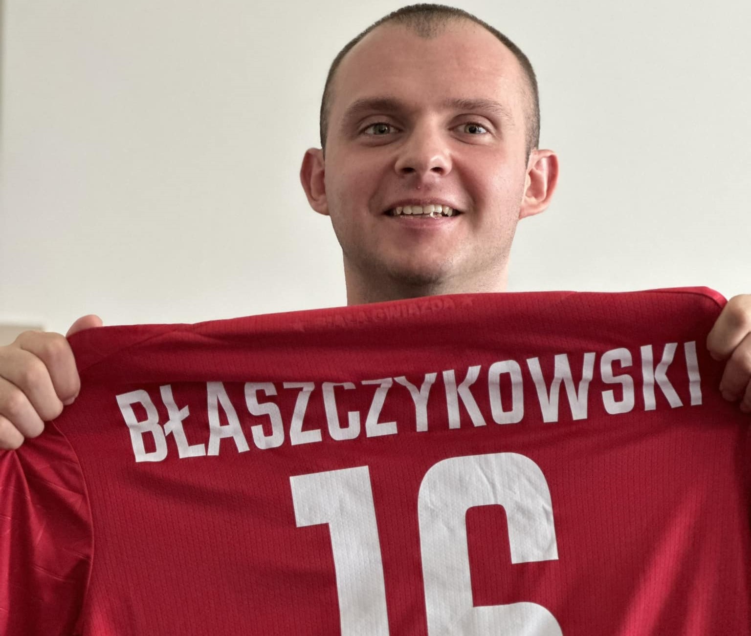 Wylicytuj koszulkę Błaszczykowskiego, pomóż Arturowi!